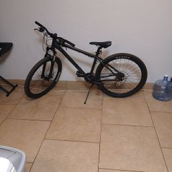 Mountain Bike (Northrock XC27 7speed) 