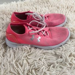 Underarmour Speedform Pink running shoes size 8.5