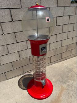 Big Gumball Mach , totally cleaned and painted , locks and keys provided totally