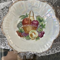 Decorative fruit bowl