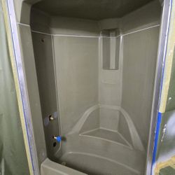 Tub Repair And Refinish 