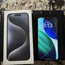 Apple iPhone 15 Pro 256 Gb Unlocked, Battery Life 82%