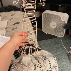 Fun Old School Looking Jewelry Holder