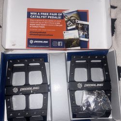 NEW! Catalyst Pedals Grey - Pedaling Innovations -NIB