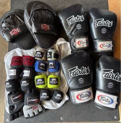 Muay Thai Gloves/Mitts/Wraps