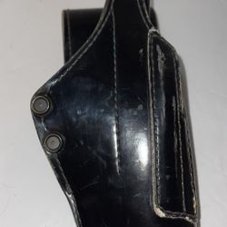 Gould & Goodrich Holster GNX 96 D