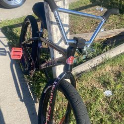 24in se bike fxd. Lookin to trade also