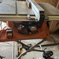 Rigid 15 Amp 10 in. Portable table saw