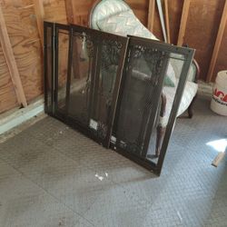 Free Metal Gate