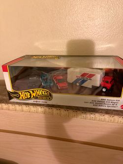 Hot wheels Premium Bre Datsun