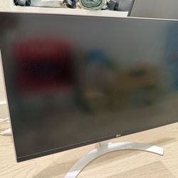 LG 27” monitor 27UD68-W