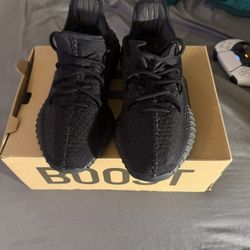 Yeezy 350 V2 Onyx