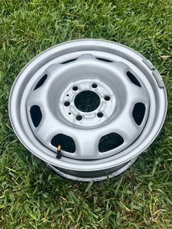 Stock 2016 Ford F150 Wheels