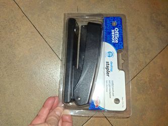 Desktop Stapler. Engrapadora De Escritorio NEW