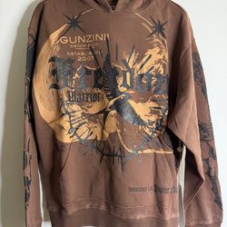 Gunzinii hoodie size medium