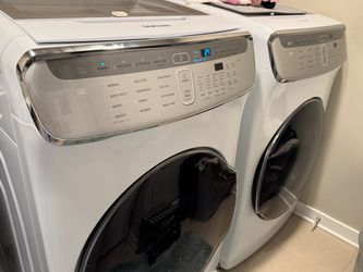Premium Samsung FlexWash & FlexDry Washer/Dryer Set - Dual Wash & Dry!