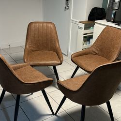 Set of 4 chairs