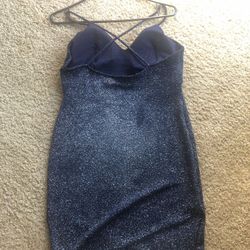 Blue color dress. ( L)