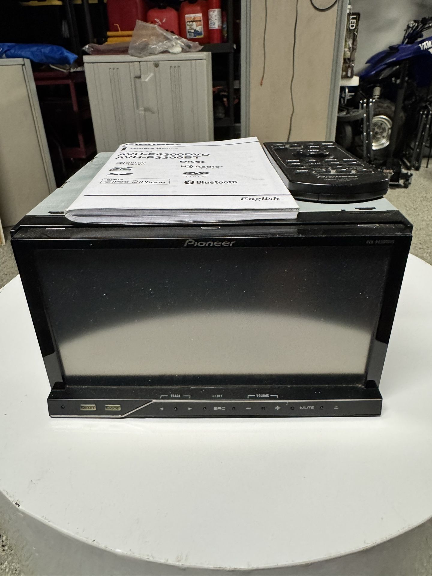 Pioneer AVH-P4300DVD AVH-P3300BT