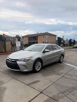 TOTOTA CAMRY LE 2017