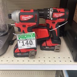 Milkwaukee Drill Set 