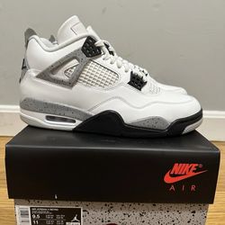 DS JORDAN 4 WHITE CEMENT SIZE 9.5