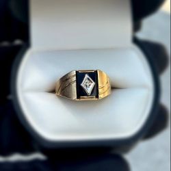 Jewelry 10k solid yellow gold onyx stone natural diamonds 0.71CTW ring size 7.75