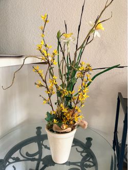 Faux plant with light
