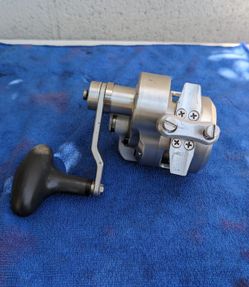 Accurate Fury 500 Narrow 2 Speed Reel for Sale in Artesia, CA - OfferUp