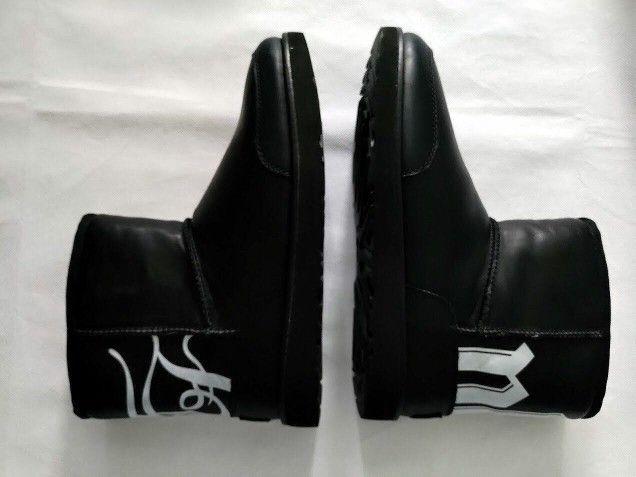 UGG Classic Mini 3.1 Phillip Lim 1083071 Black Leather Fur Boots Mens Sz 10