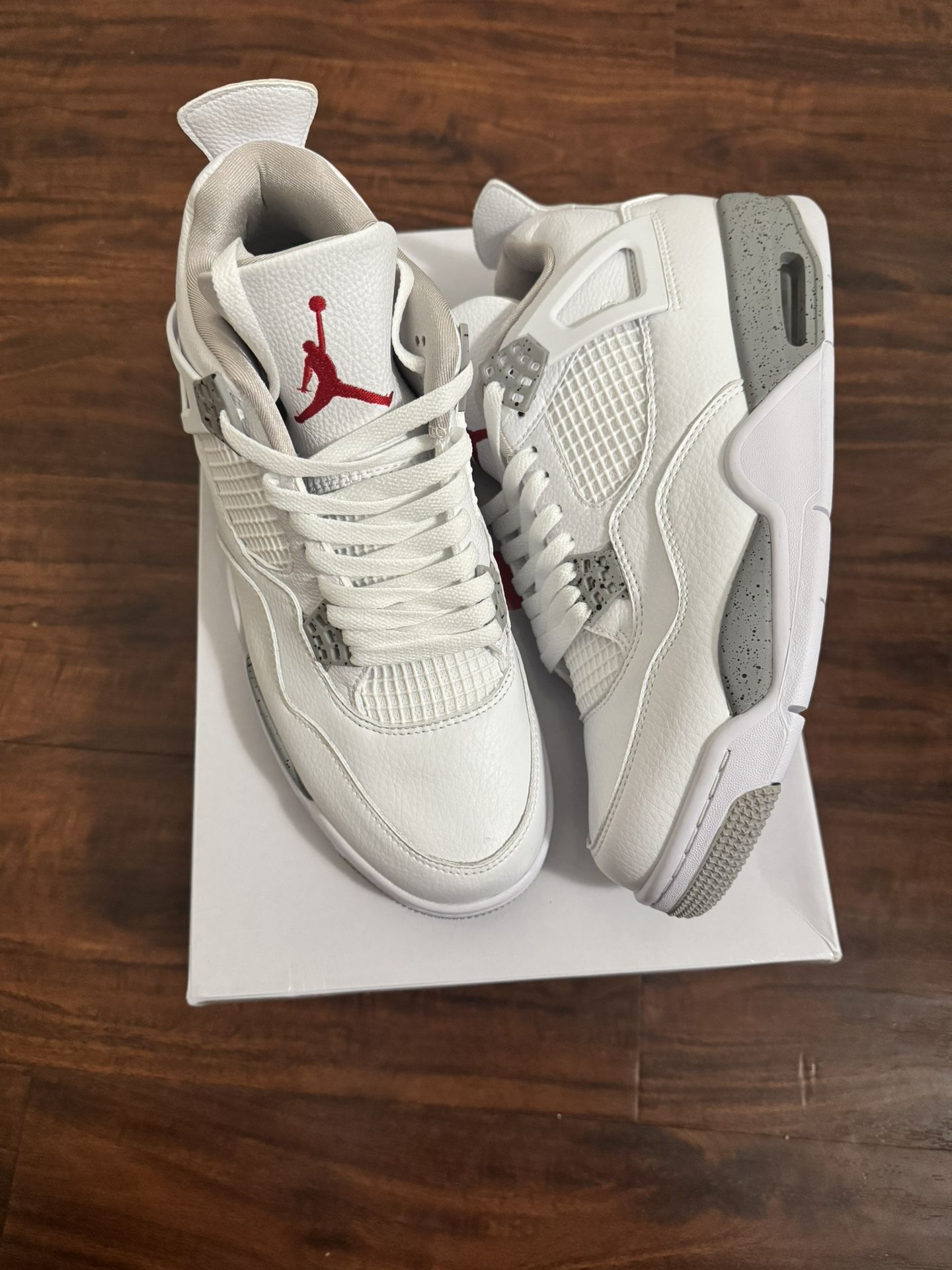 Air Jordan Retro  4 White Oreo 