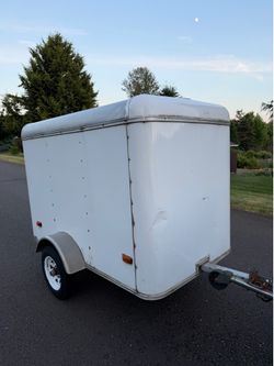 2005 pace 4x6 enclosed trailer