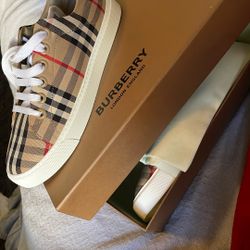 burberry low top sneakers
