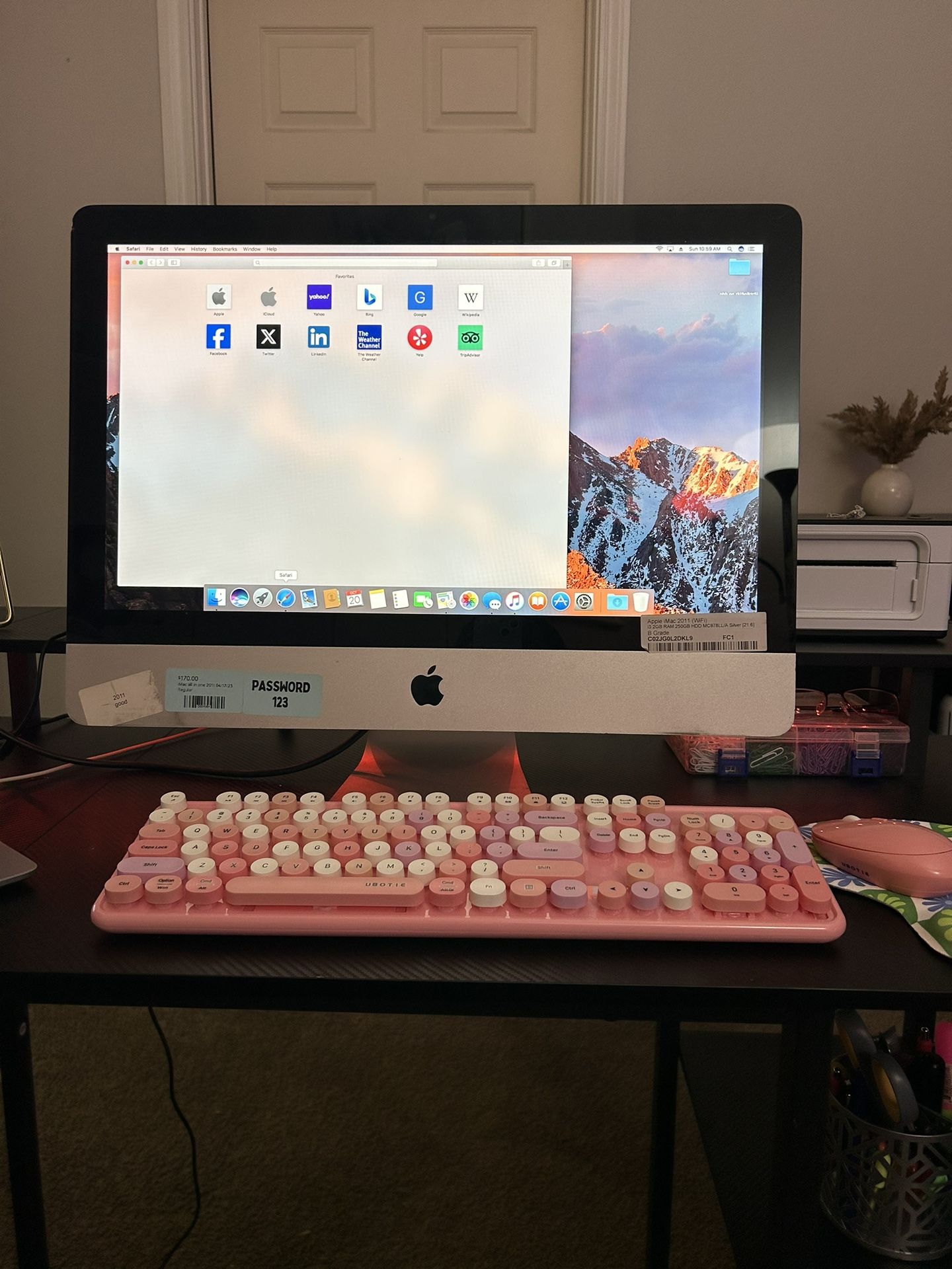 Apple iMac All in One (Wifi) i3 2GB RAM 250GB HDD MC978LL/A Silver 21.6” B Grade