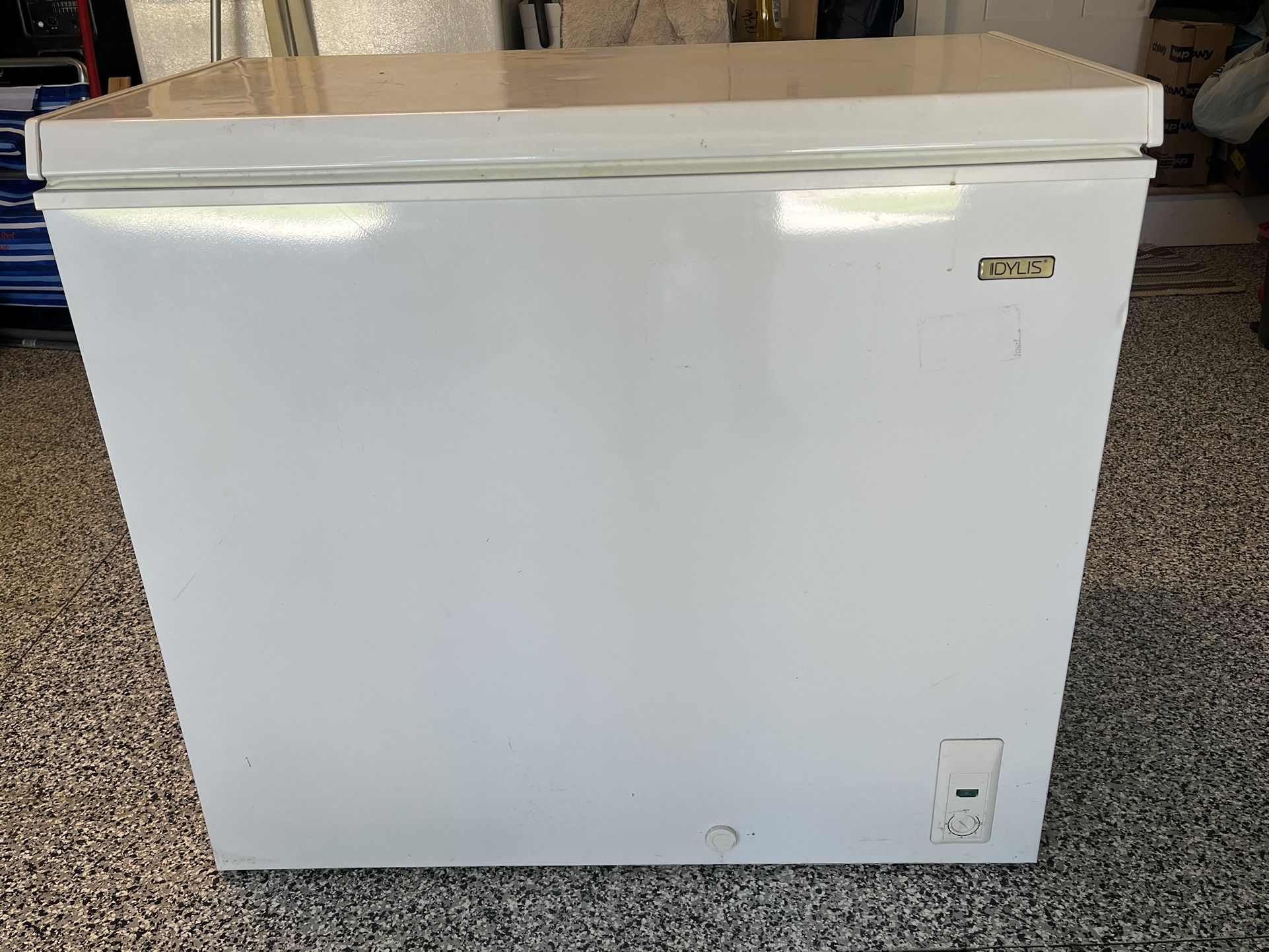 Chest Freezer NOT WORKING for Sale in Chesapeake, VA OfferUp