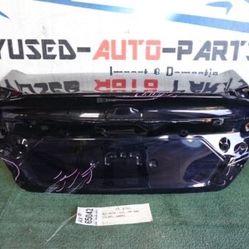 1 dent 2018 - 2019 - 2020 - 2021 HONDA CIVIC 4DRS REAR DOOR TRUNK LID OEM AX65042