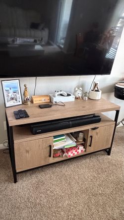 Modern TV Stand / Entertainment Center with Storage