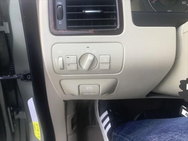 2008 Volvo V70