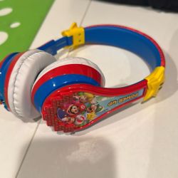 Mario Headphones 