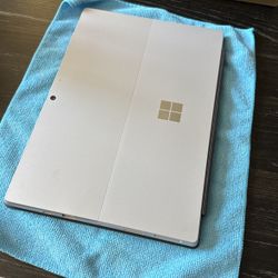 Microsoft Surface Pro 7 Plus