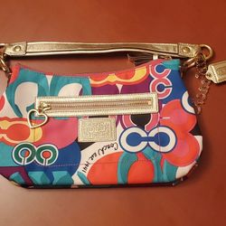 Womens multi Colored Coach Hand Bag 