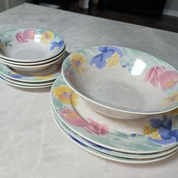 Vintage Floral Dinnerware set