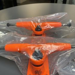 Gullwing Skateboard Trucks 