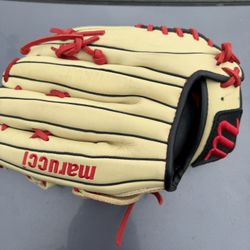 Marucci Baseball Glove RIGHT HAND 12.5 Inches 