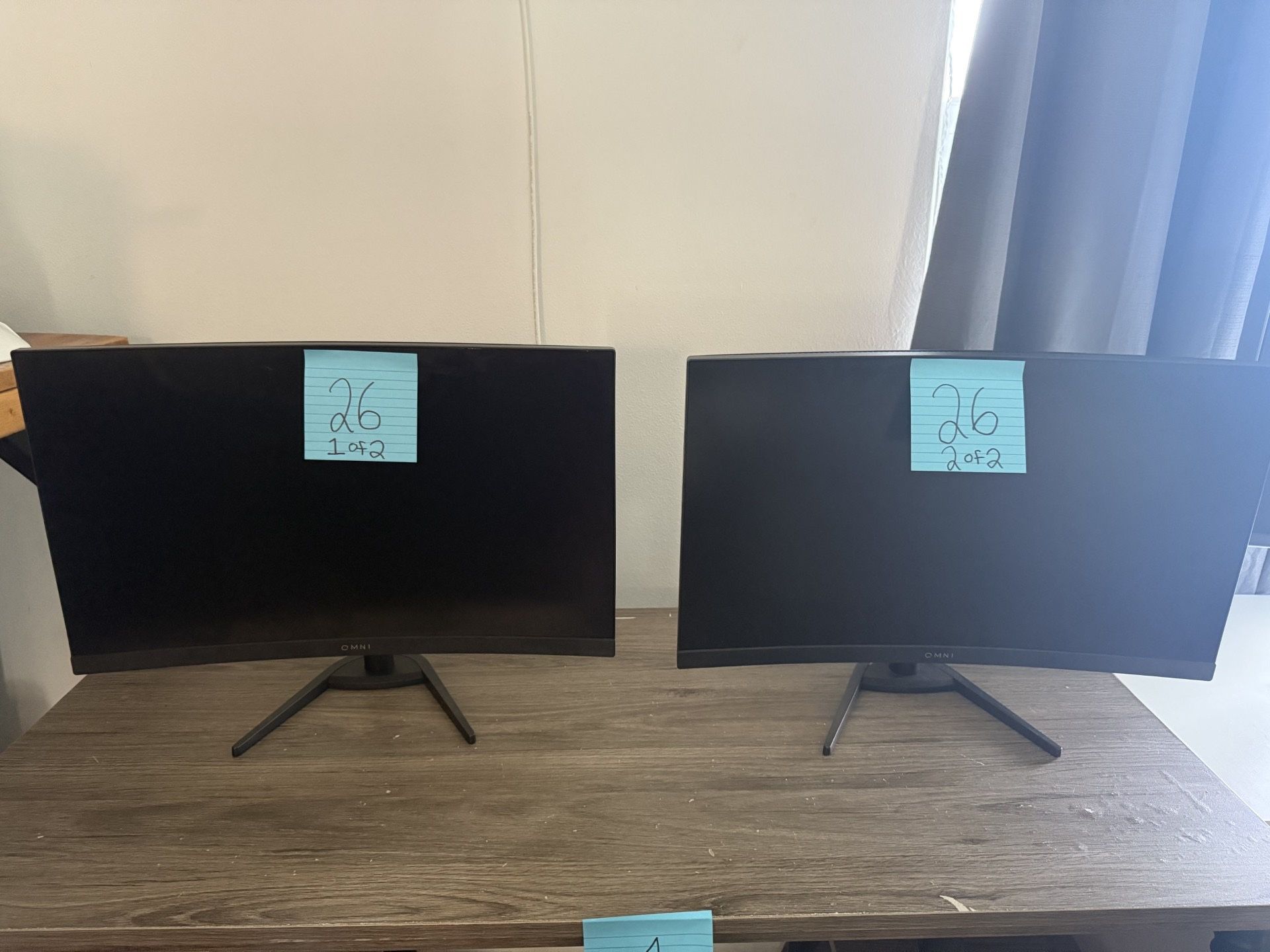 #26 Viewsonic Set Of 2 Computer Screens