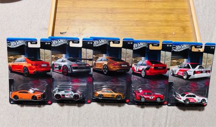 Hotwheels  Audi set with Chase car