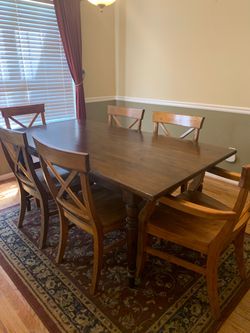 Pottery Barn 6 chair Dining Room wood table