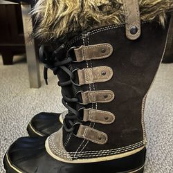 Women’s Sorel Joan Of Artic Boots. Size 7