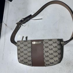 Michael Kors Crossbody Purse 