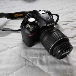 Nikon D3200 